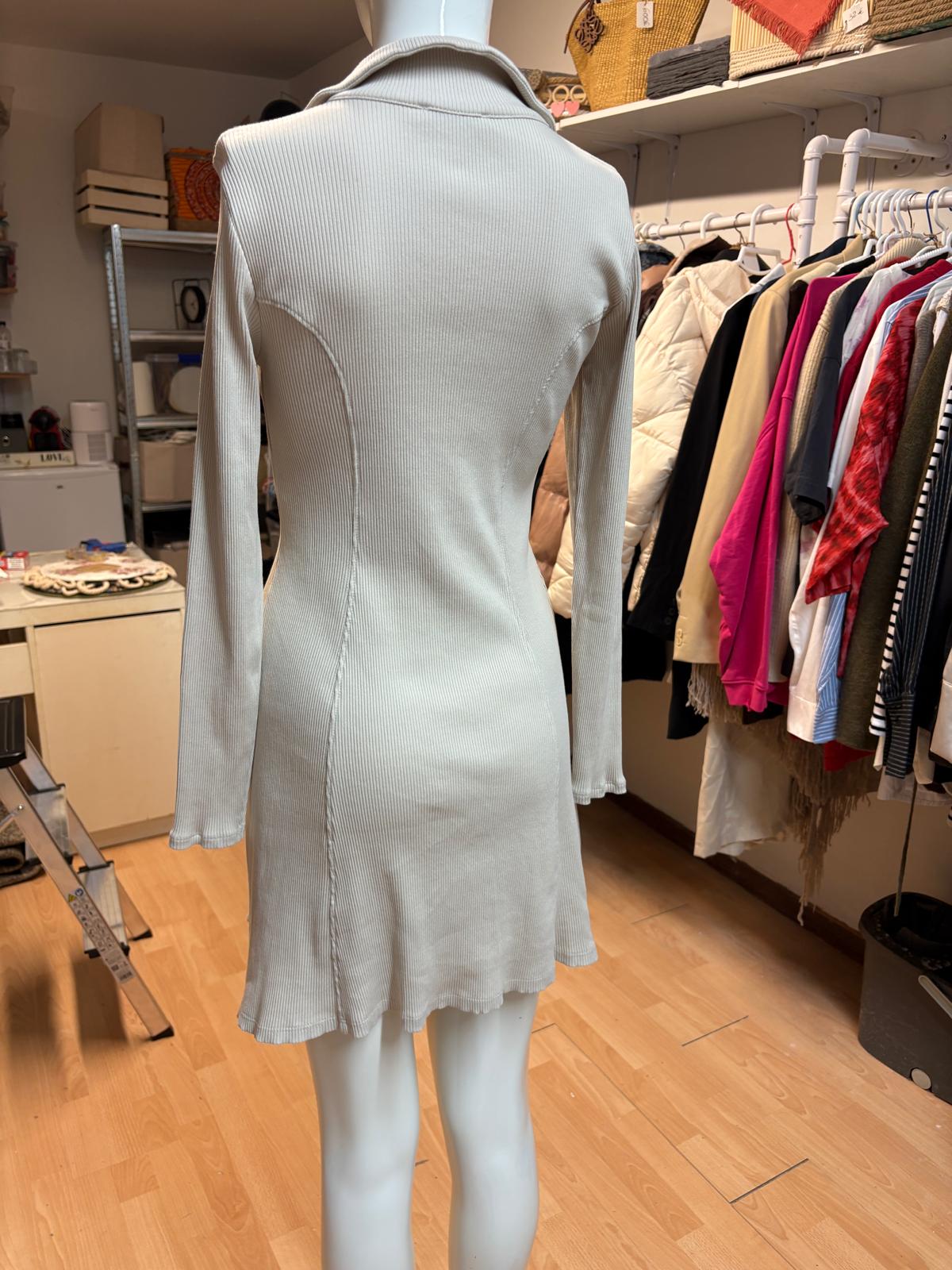 VESTIDO CORTO ZARA  TALLA L