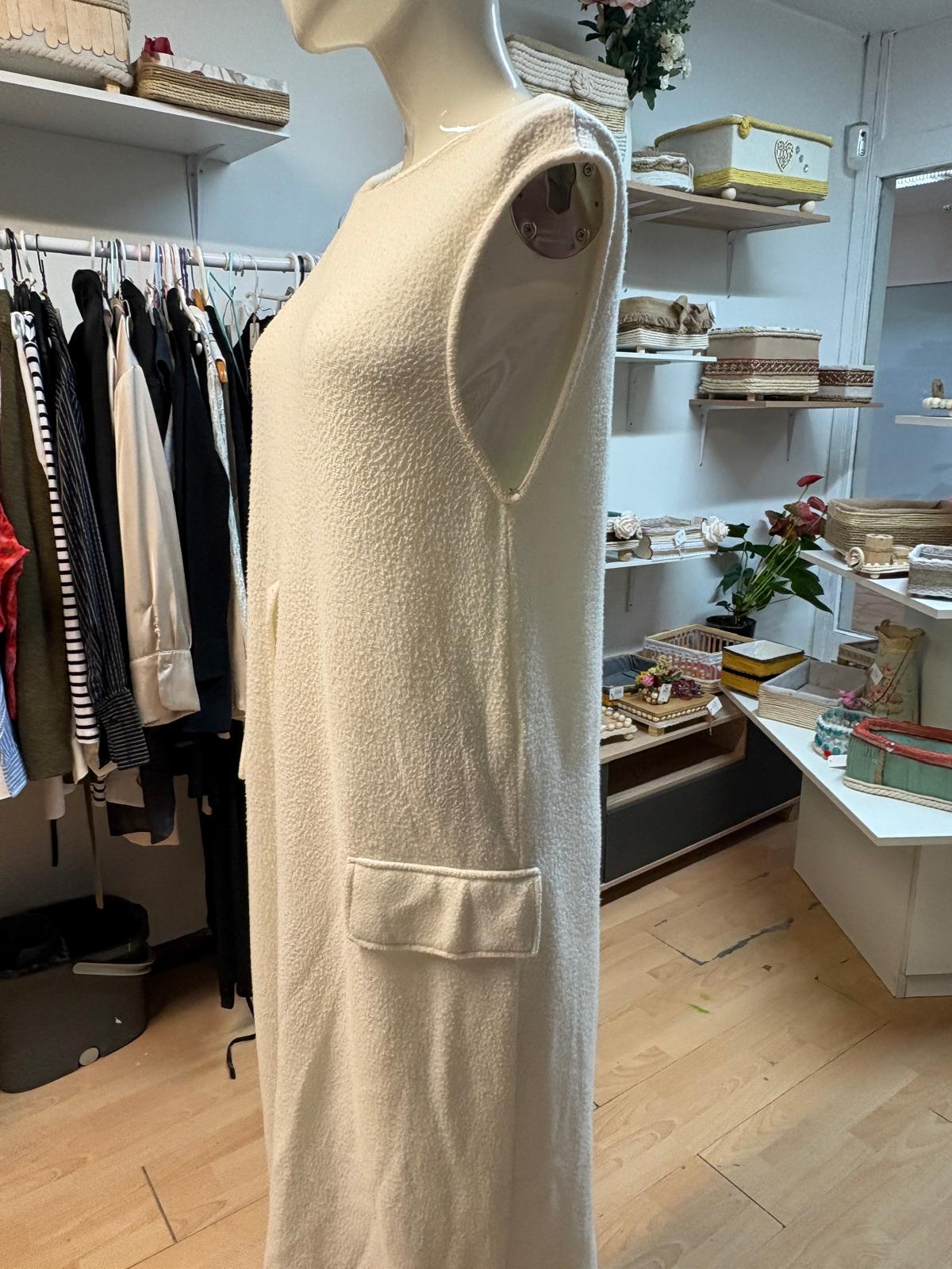 VESTIDO PARA LLEVAR SOBRE CAMISA ZARA