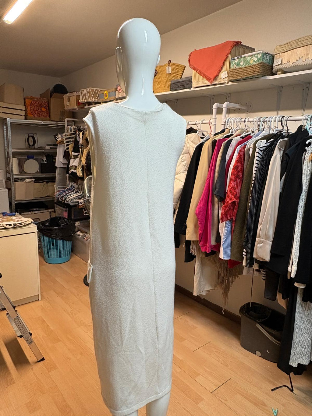 VESTIDO PARA LLEVAR SOBRE CAMISA ZARA