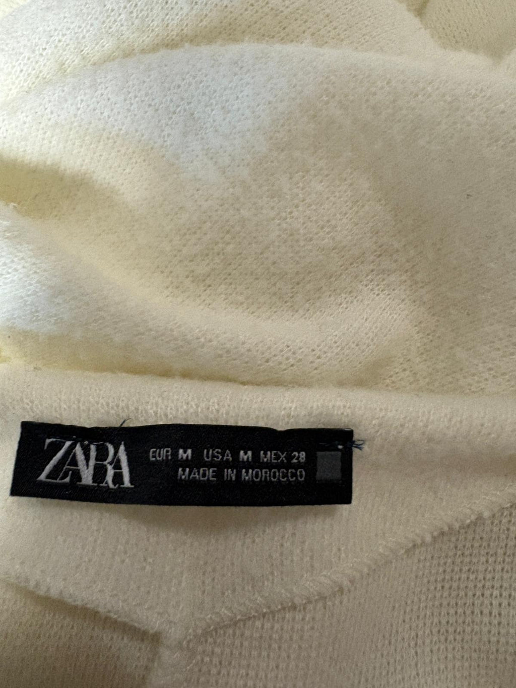 VESTIDO PARA LLEVAR SOBRE CAMISA ZARA