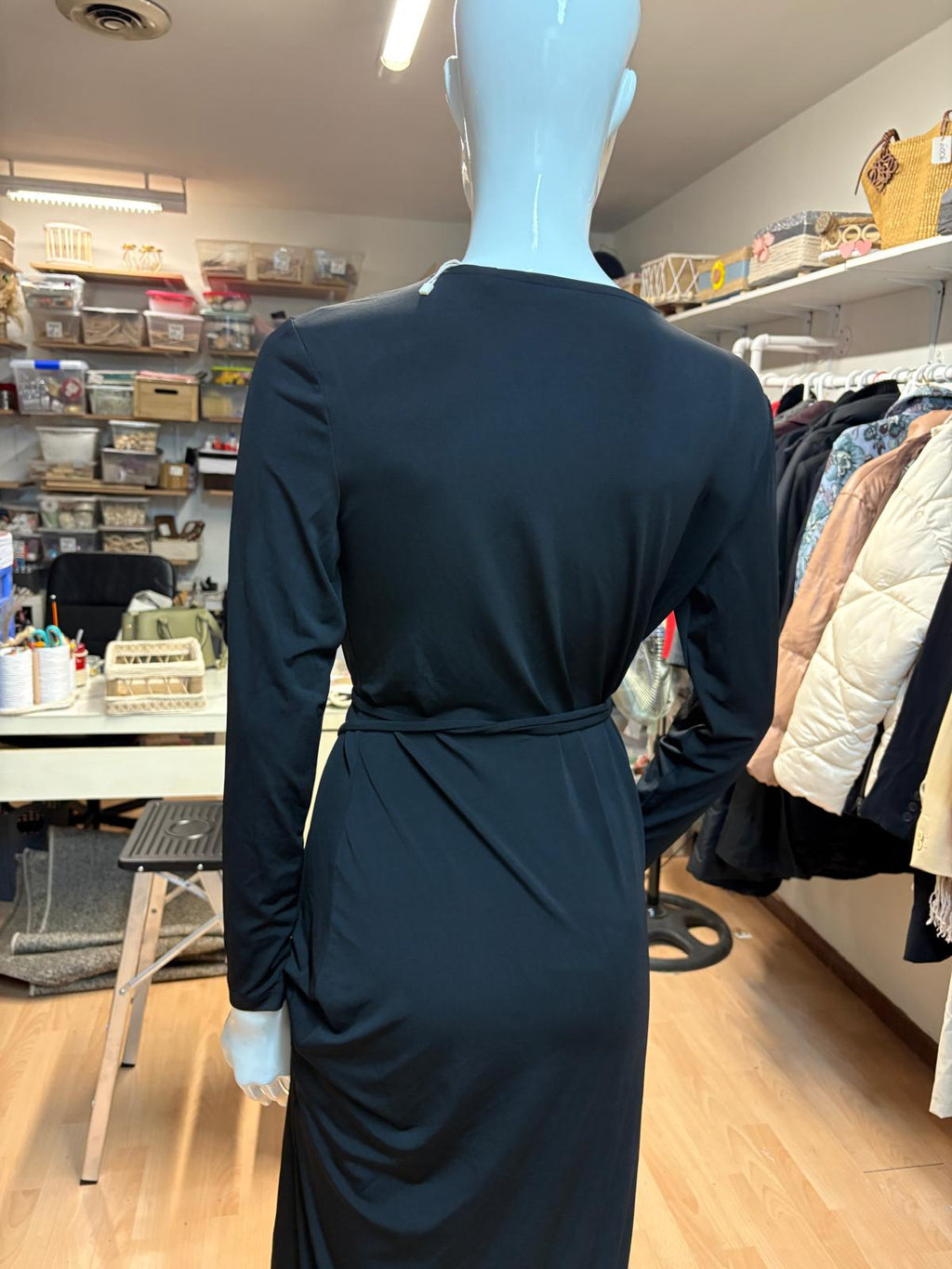 VESTIDO CRUZADO NEGRO MANGO