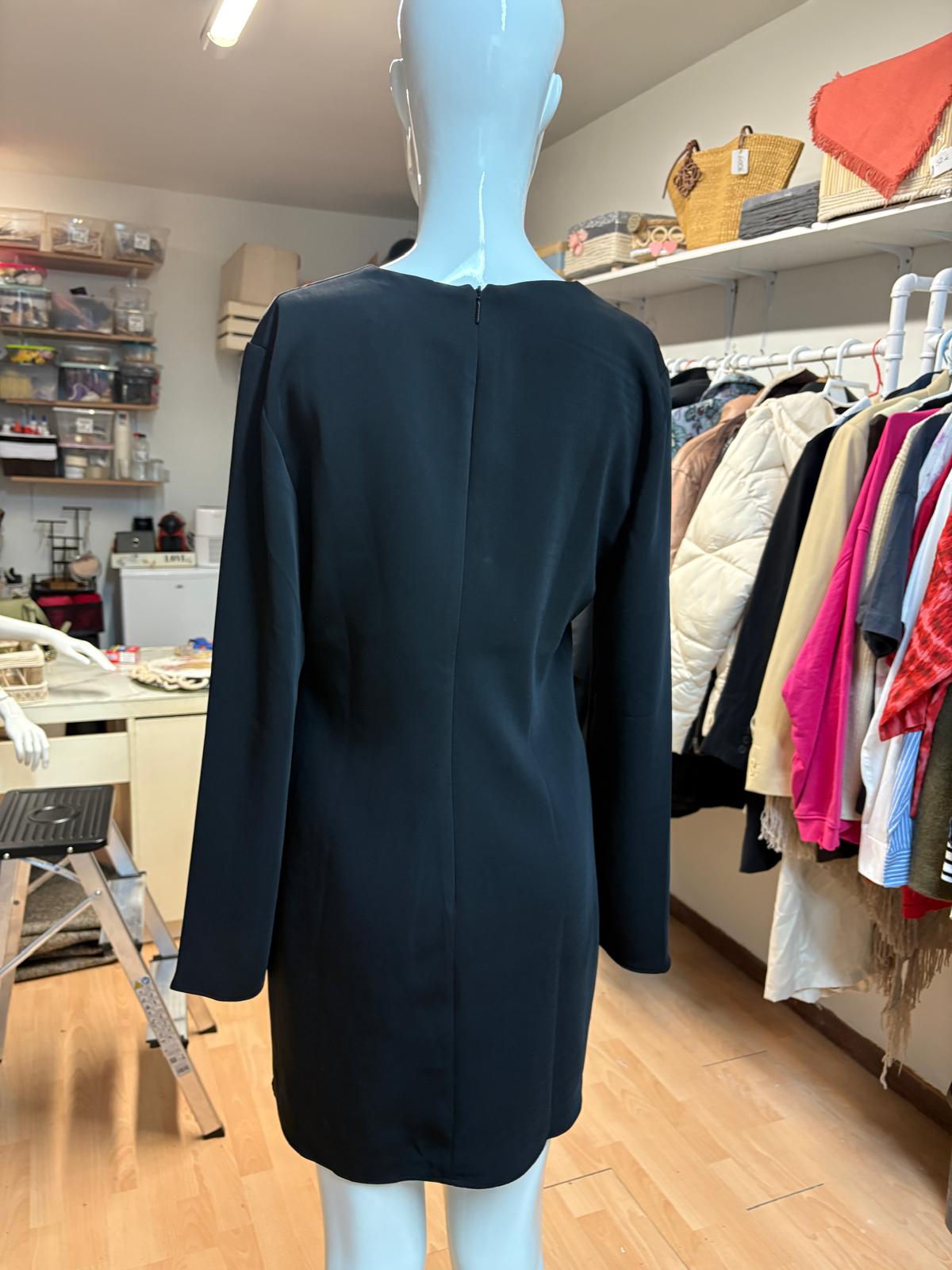 VESTIDO NEGRO CORTO  MANGO