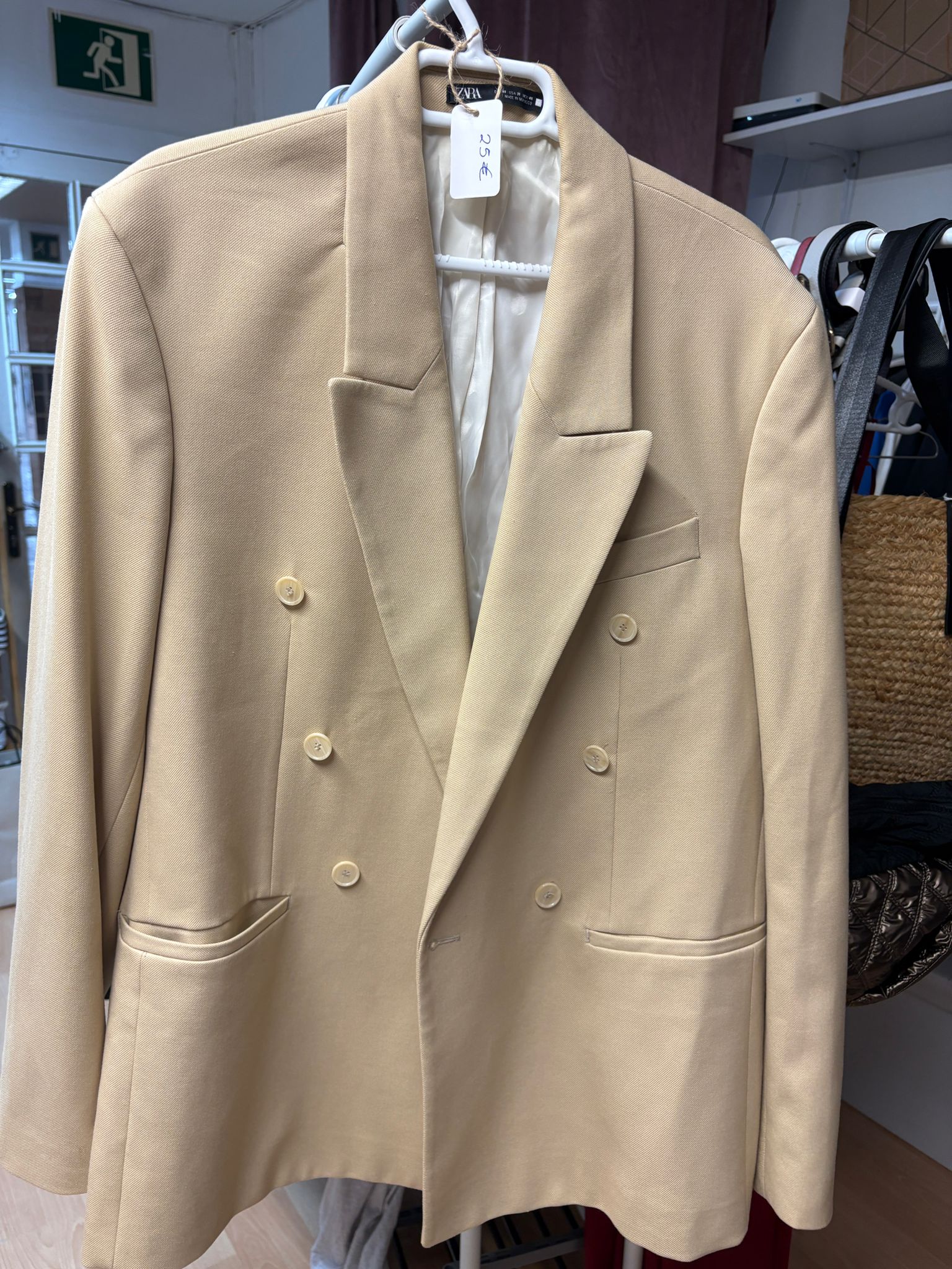 AMERICANA BEIGE ZARA TALLA 38