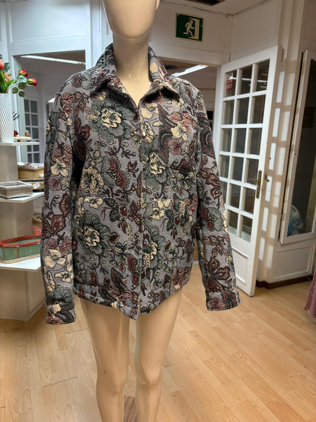 CHAQUETA FLOREADA INVIERNO ZARA