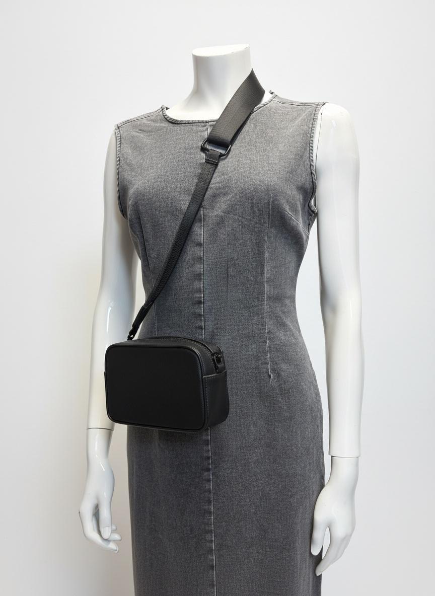 BOLSO STRADIVARIUS NEGRO