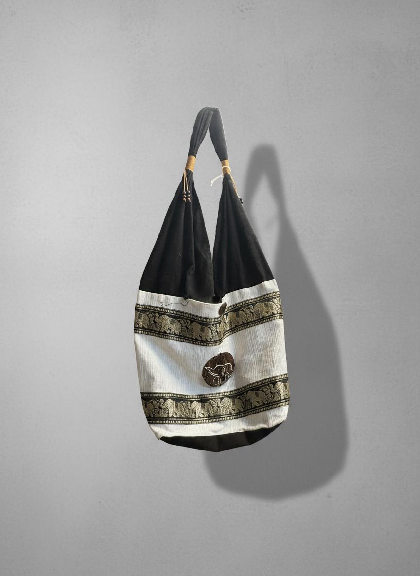 BOLSO HECHO A MANO TRIBAL