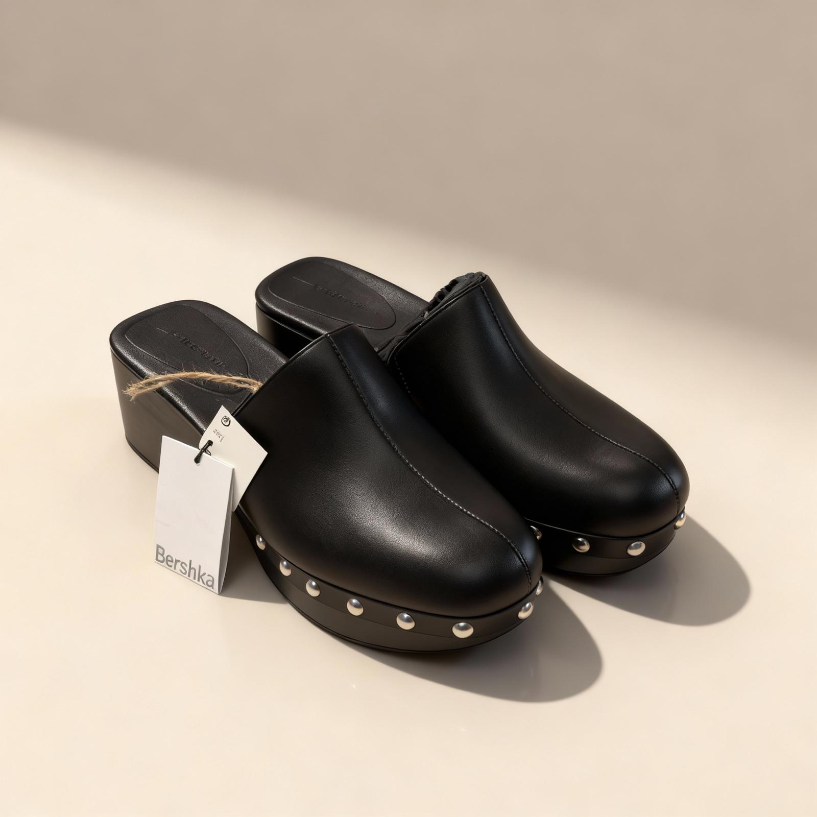 ZUECOS NEGROS BERSHKA