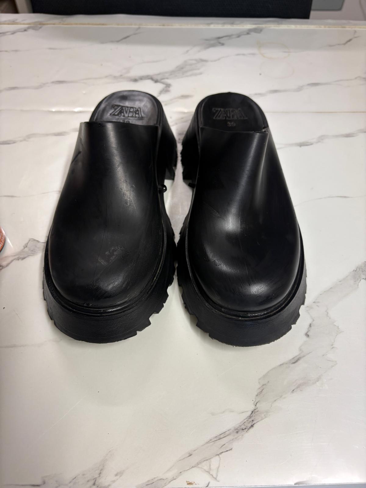 ZUECO ANCHO ZARA NEGRO