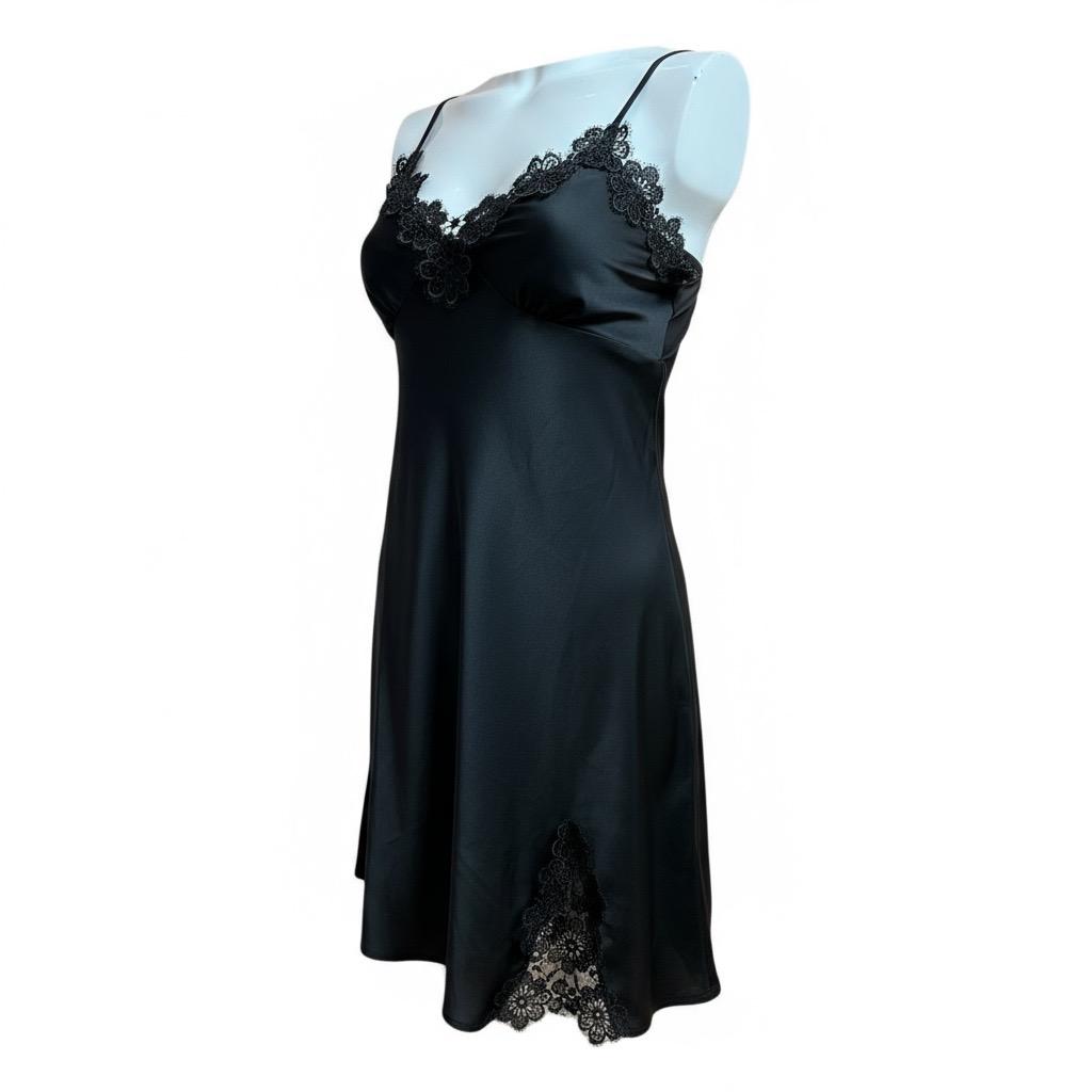 CAMISON NEGRO CON DETALLES