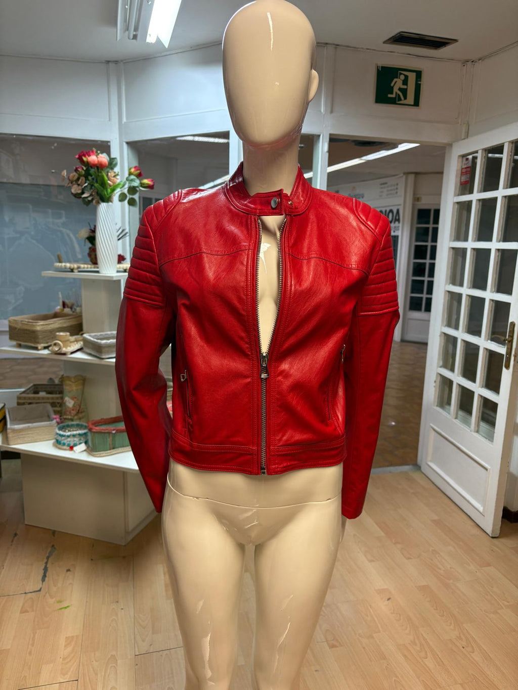 CHAQUETA EFECTO PIEL TALLA L