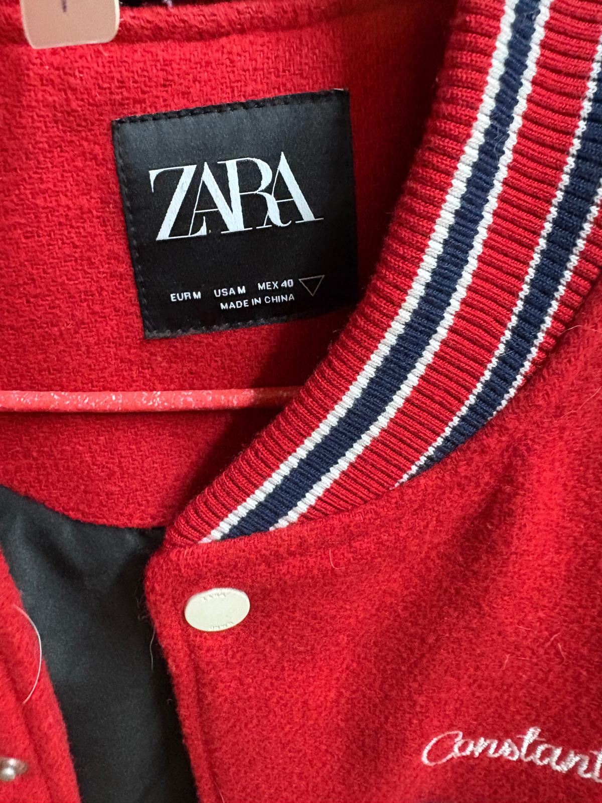 CHAQUETA ZARA TALLA M ROJA Y BLANCA