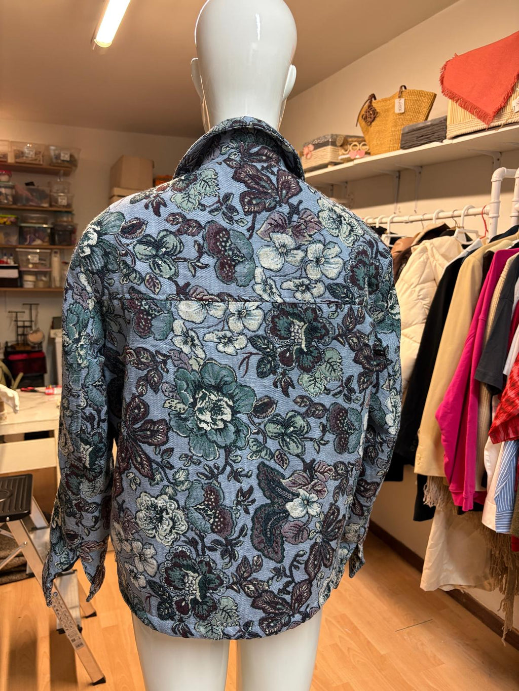 CHAQUETA FLOREADA INVIERNO ZARA