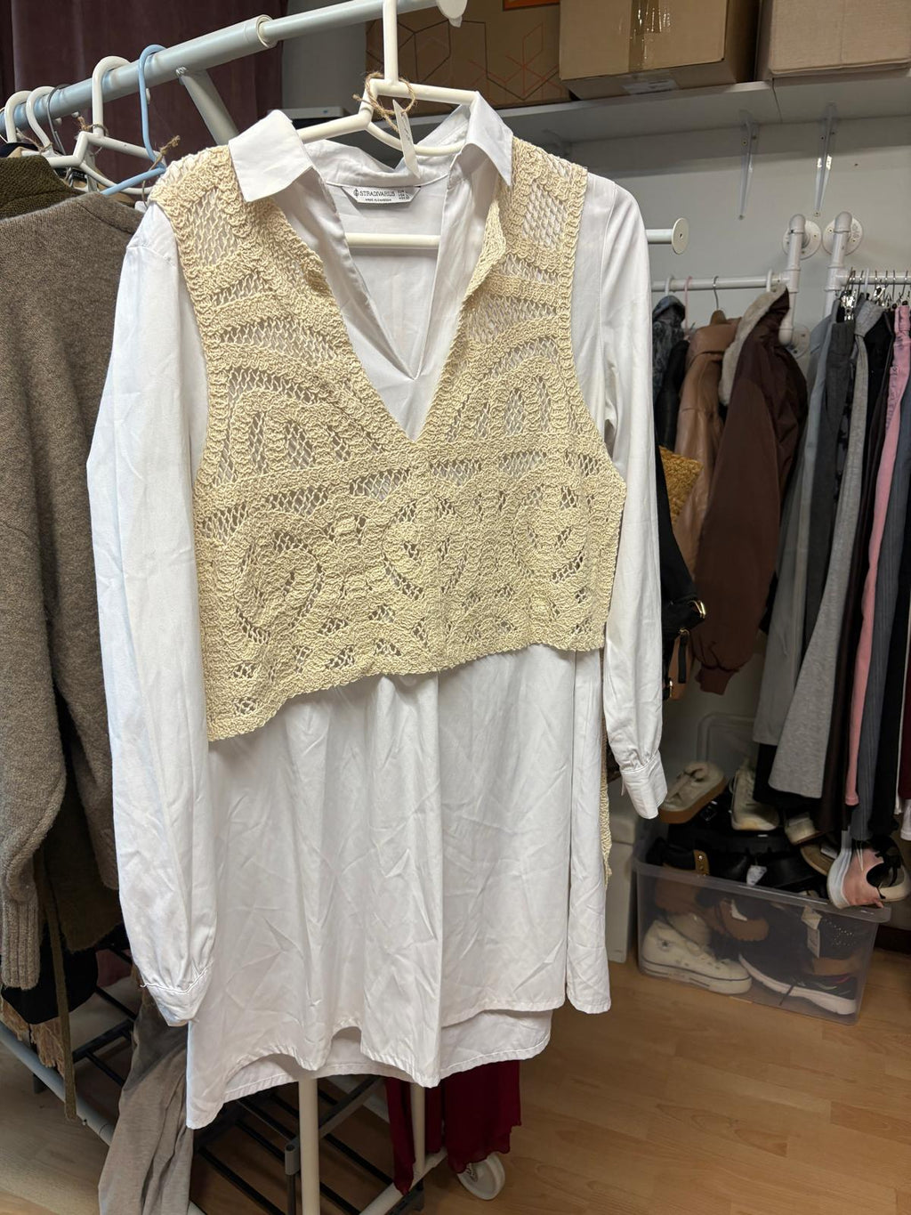 CAMISA CON CHALECO STRADIVARIUS