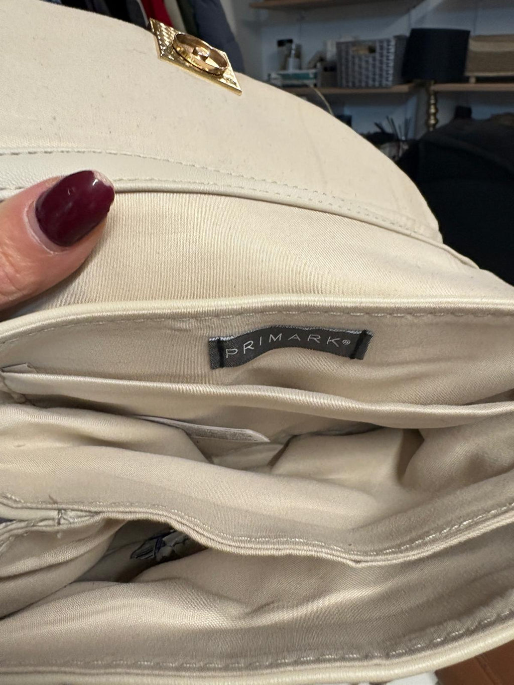 BOLSO COLOR CREMA PRIMARK