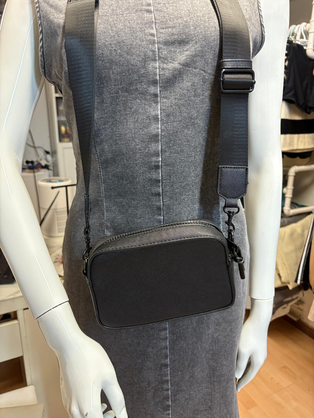 BOLSO STRADIVARIUS NEGRO