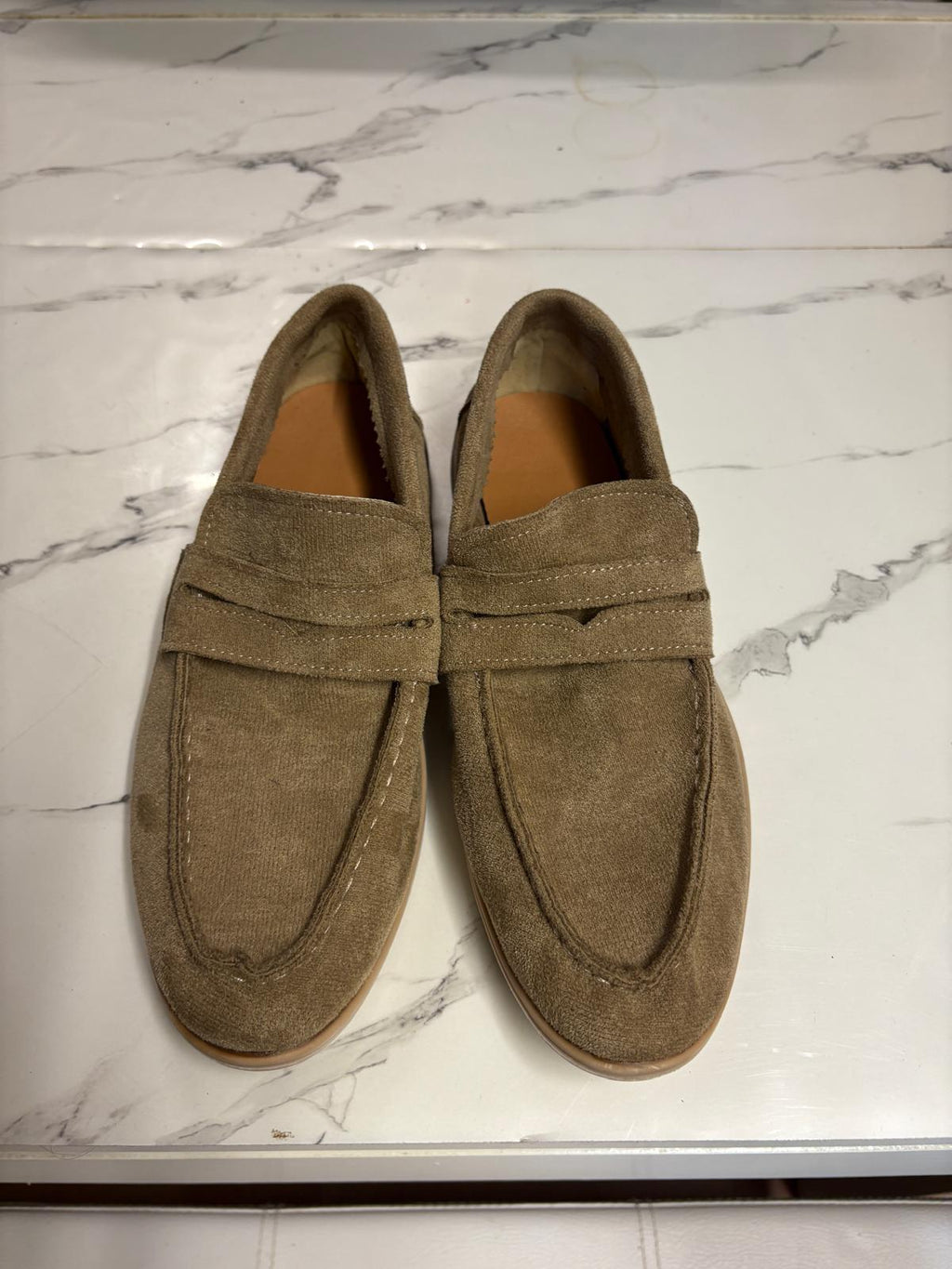 MOCASIN MUY COMODO COLOR CAQUI