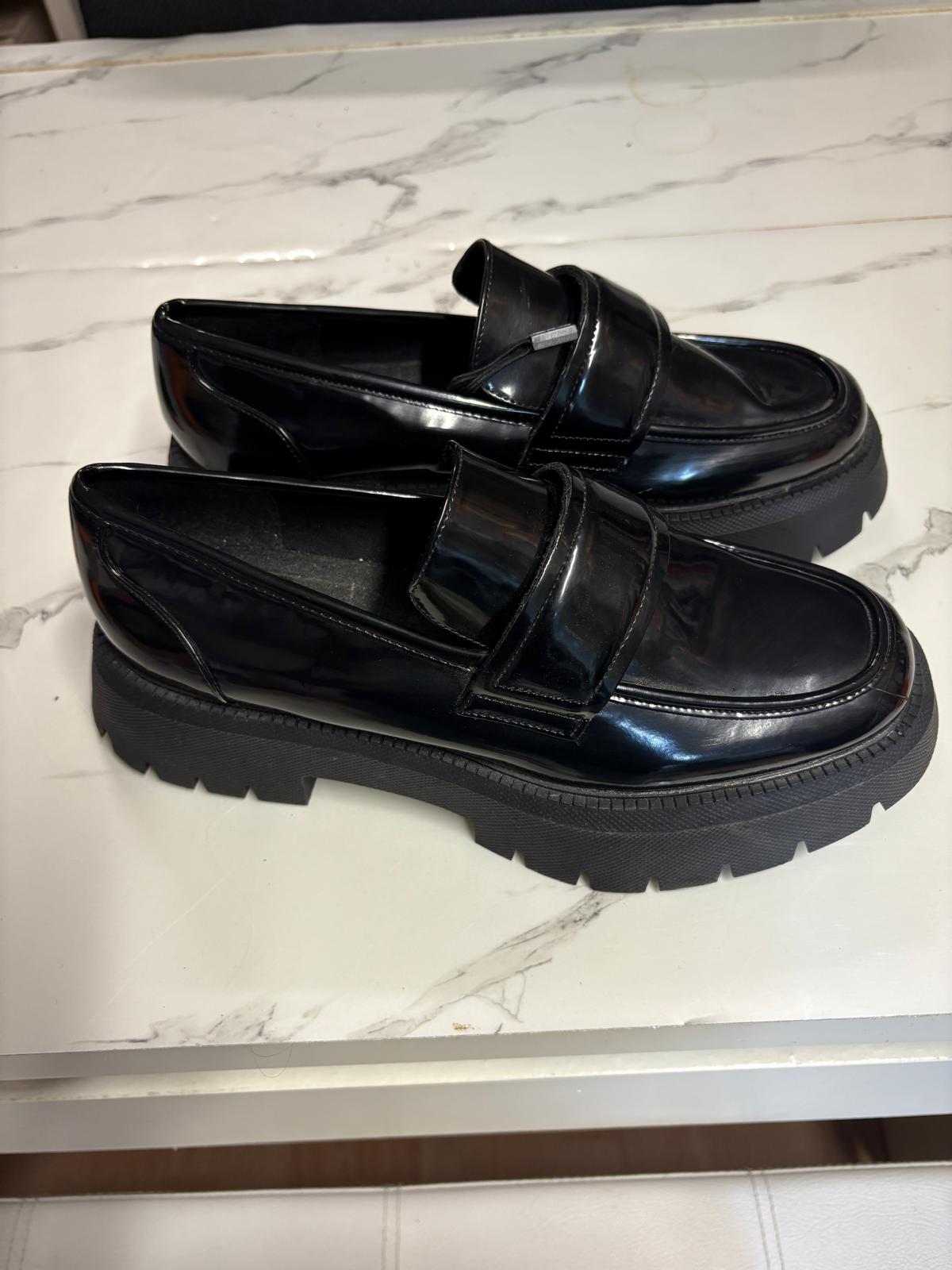 ZAPATO ZARA NEGRO