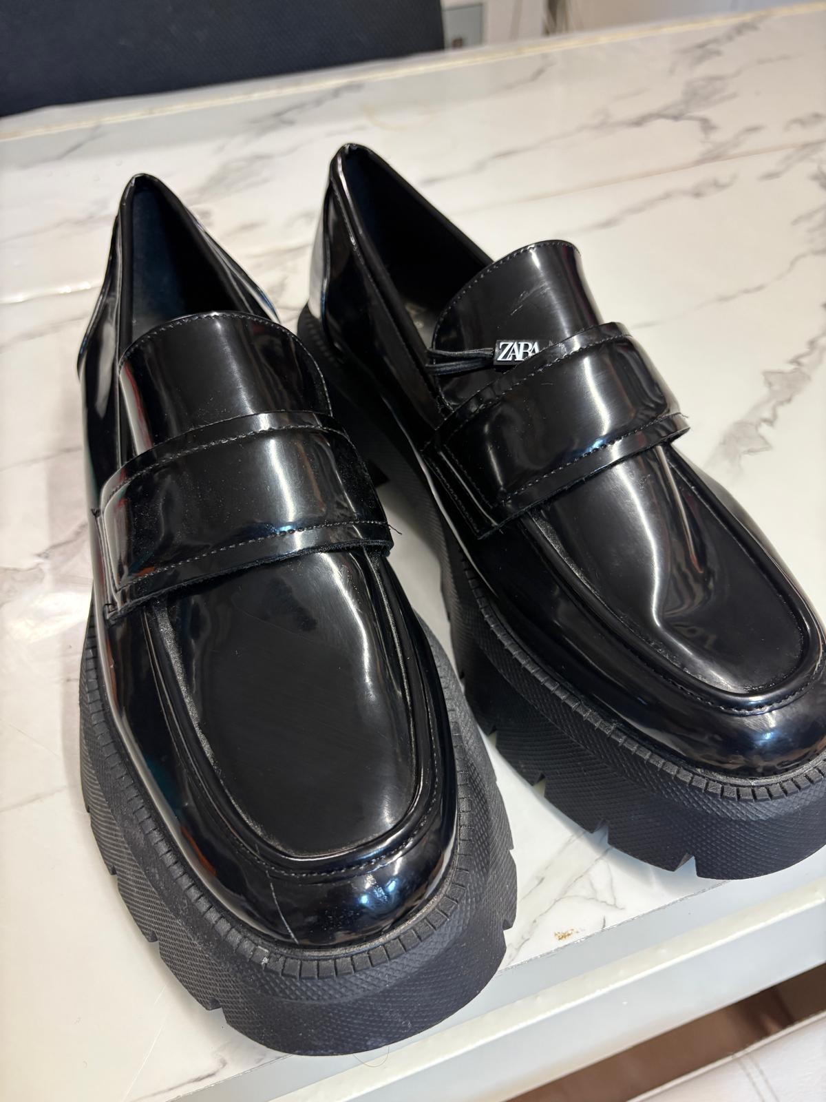 ZAPATO ZARA NEGRO