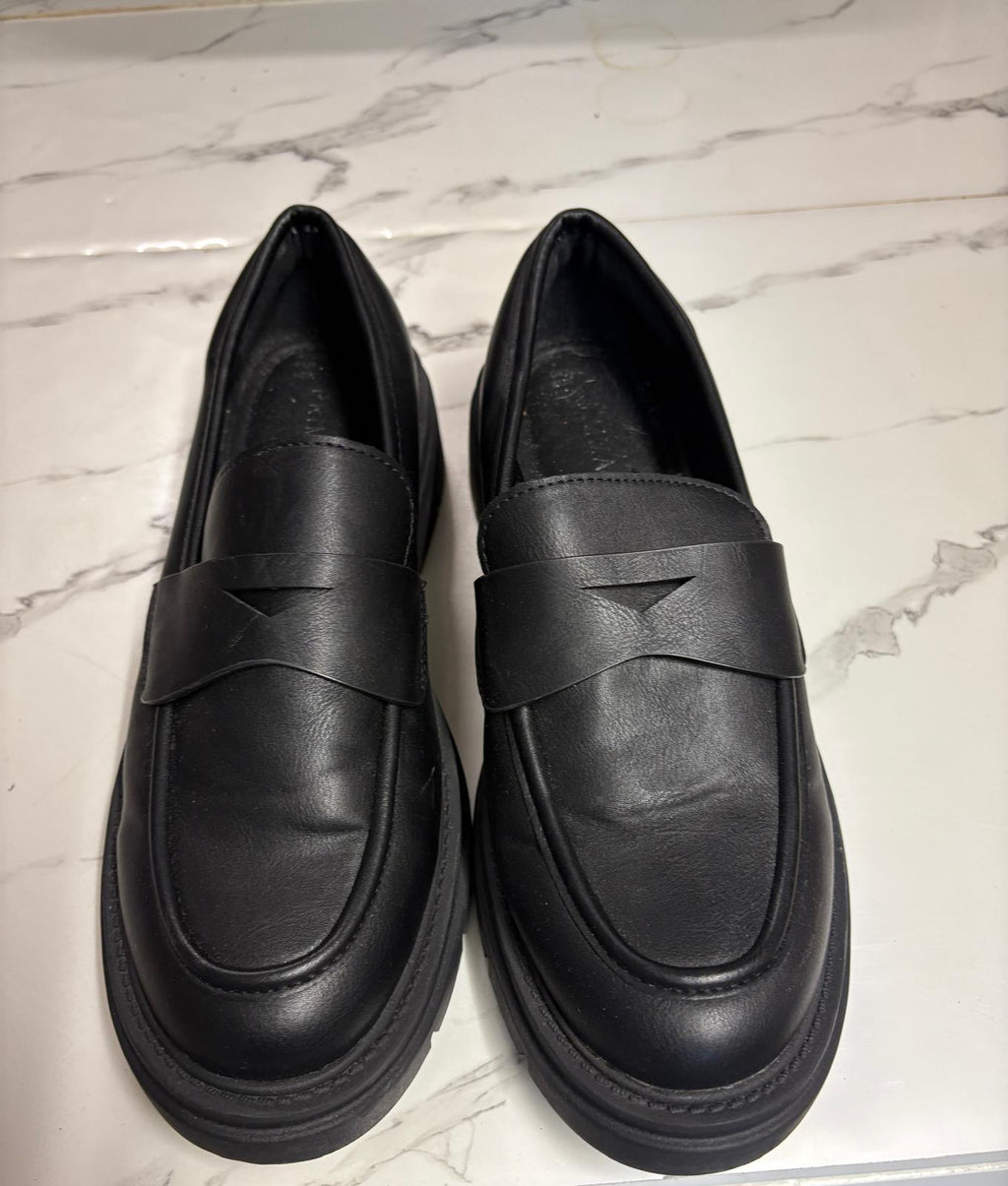 ZAPATO NEGRO PRIMARK NUEVO