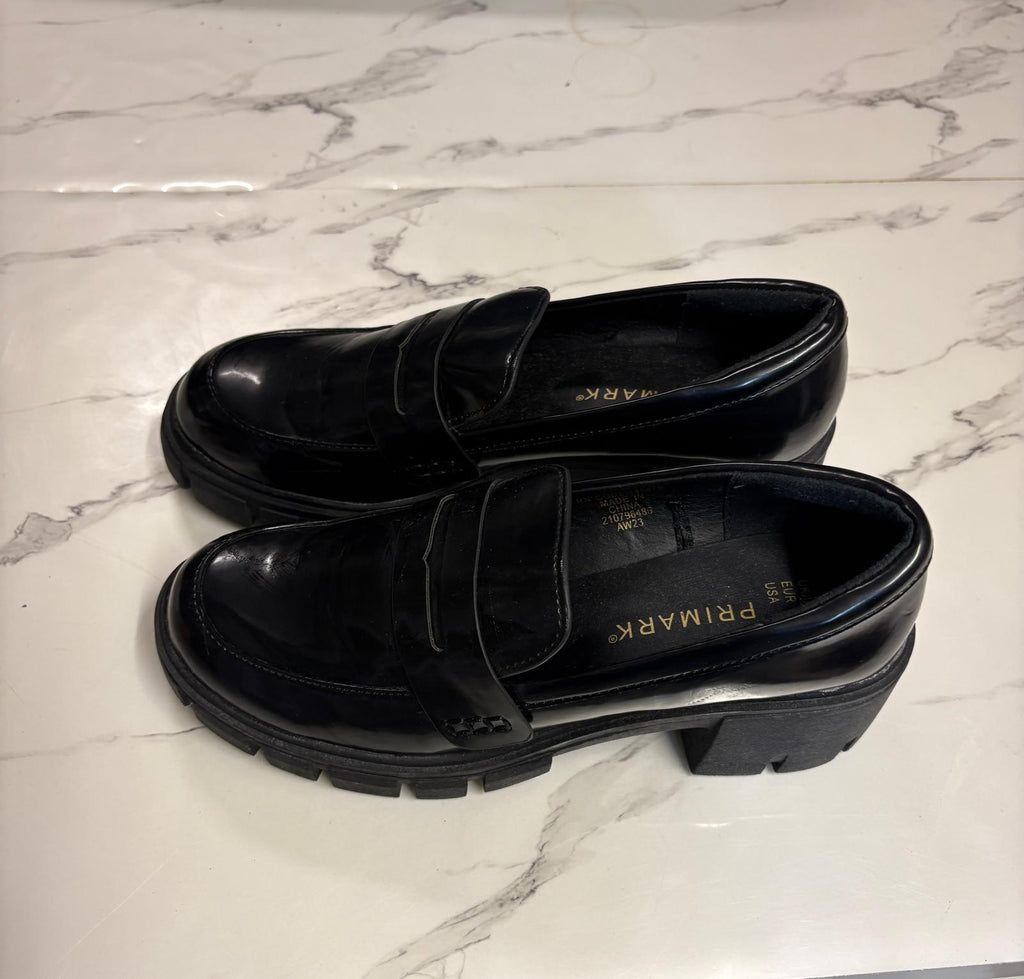 ZAPATO NEGRO PRIMARK