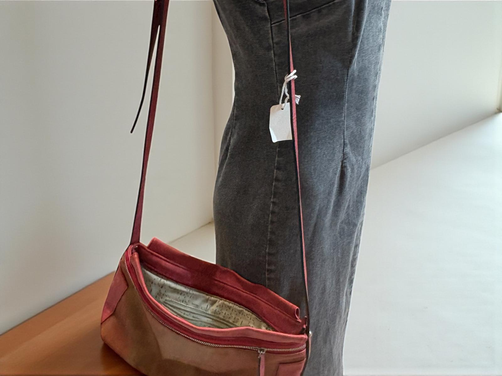 BOLSO ANARANJADO KILROY