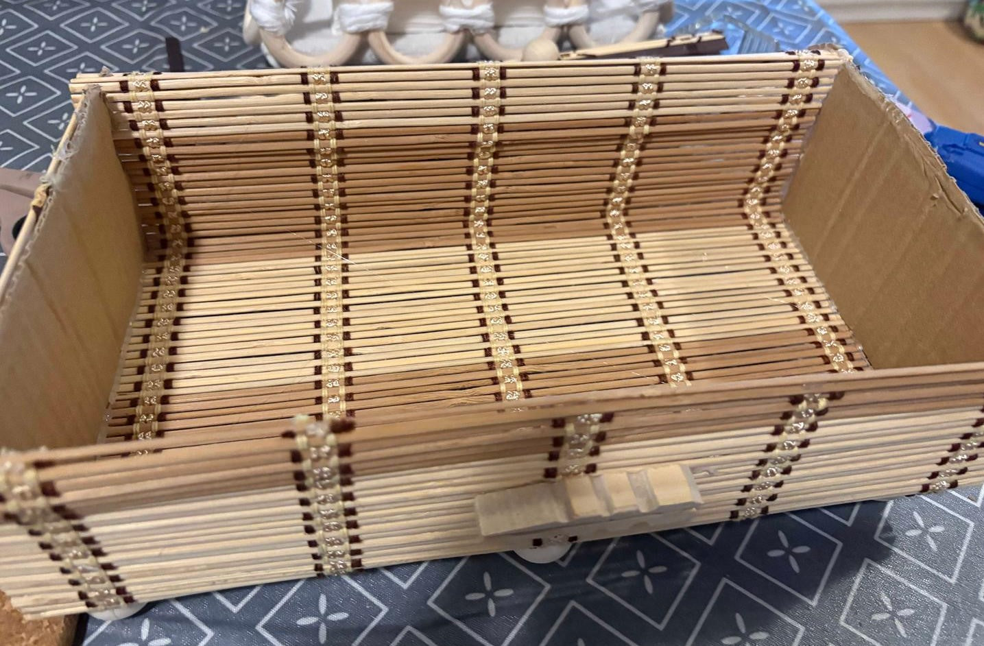 CAJA DECORACION  REF 24